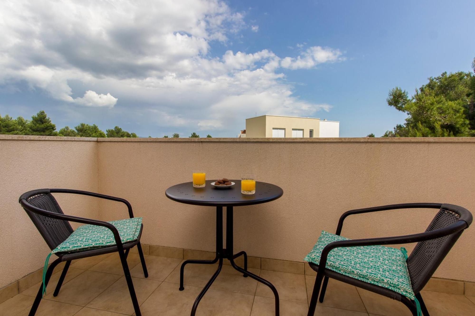 Apartmani Gnjidic Srima Exterior foto