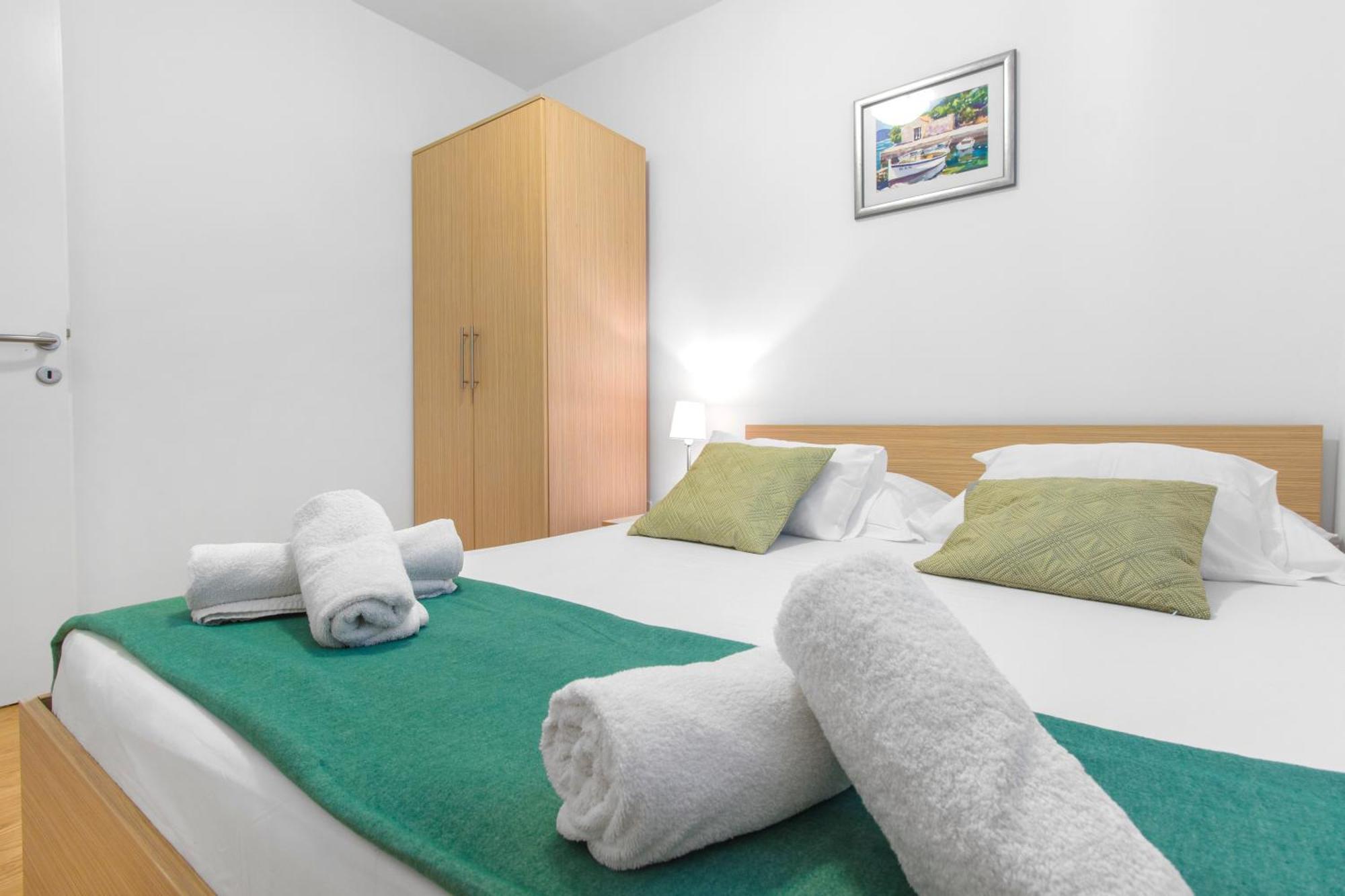 Apartmani Gnjidic Srima Exterior foto