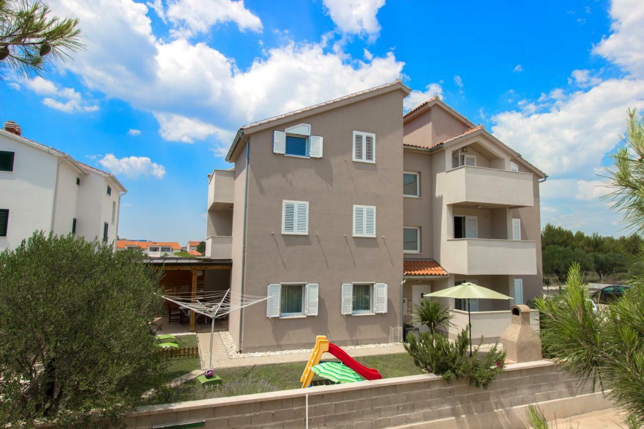 Apartmani Gnjidic Srima Exterior foto